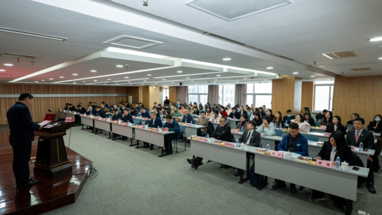 中国工程院科技战略咨询项目“肿瘤全程个案管理发展战略研究”在武汉同济医院开展调研座谈